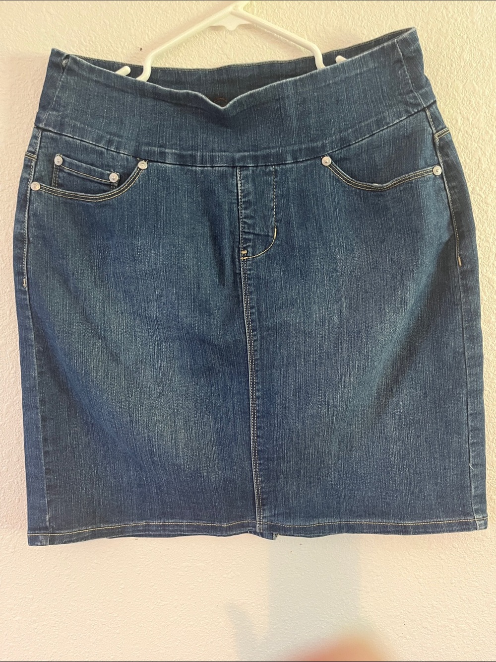 JAG Dark Blue Denim Pencil Skirt - Classic Women’s Denim length: 21.5”